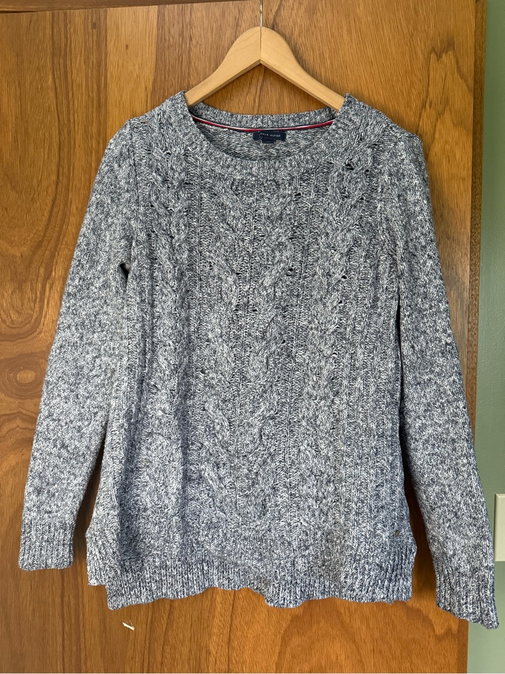 Tommy Hilfiger Blue & Grey Cable Knit Sweater – Size M